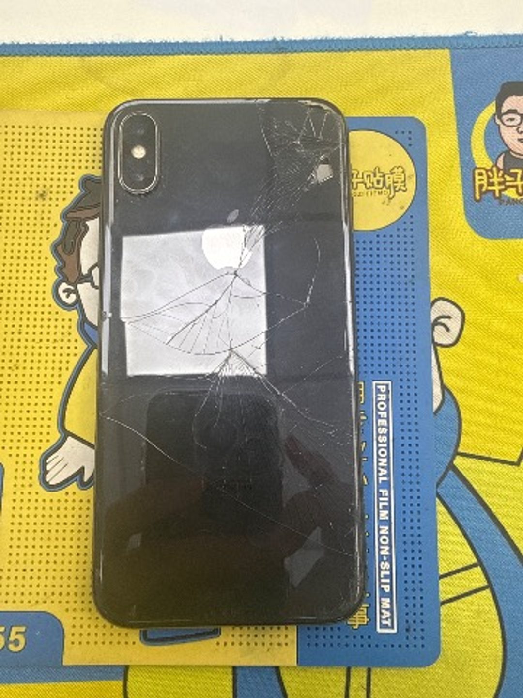 iPhone X · Schermo